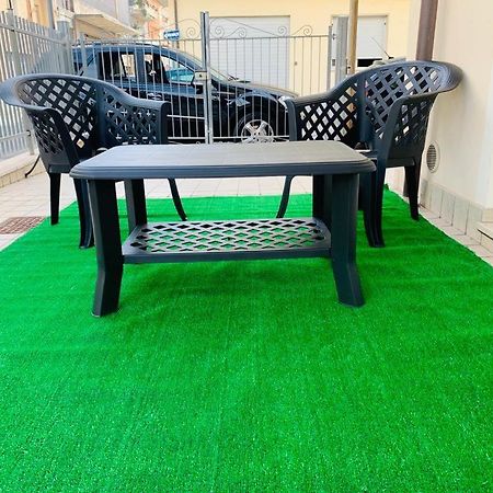 Appartamento piano terra San Benedetto del Tronto Esterno foto
