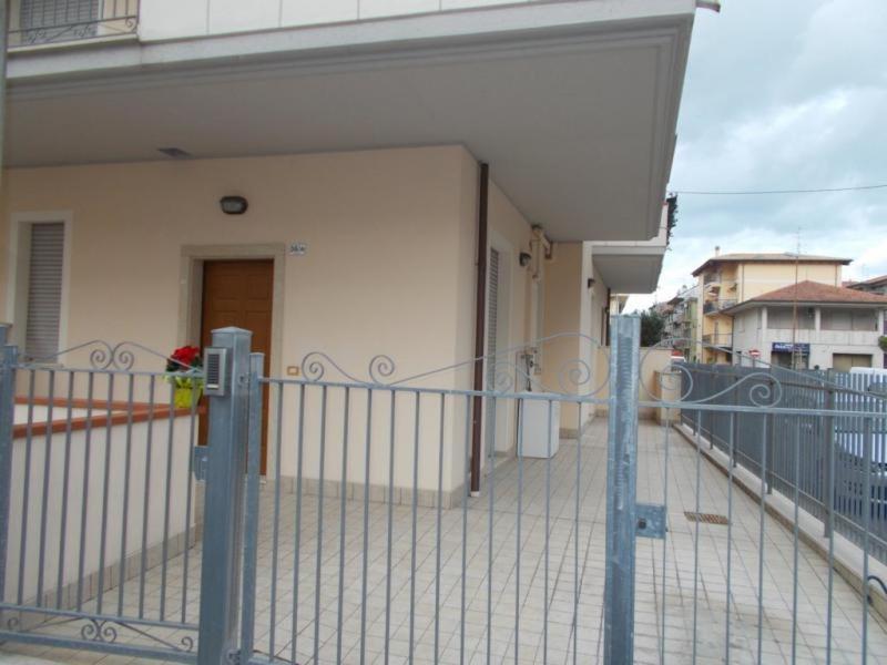 Appartamento piano terra San Benedetto del Tronto Esterno foto
